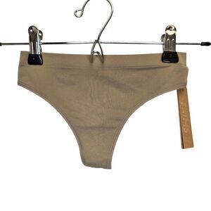 SKIMS Smooth Thong Underwear Women's XS NWT Desert